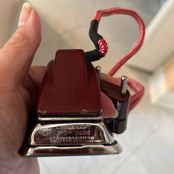 New vintage antique ZOELLER 1940’s-1950’s from West Germany smallest iron - Picture 12 of 16
